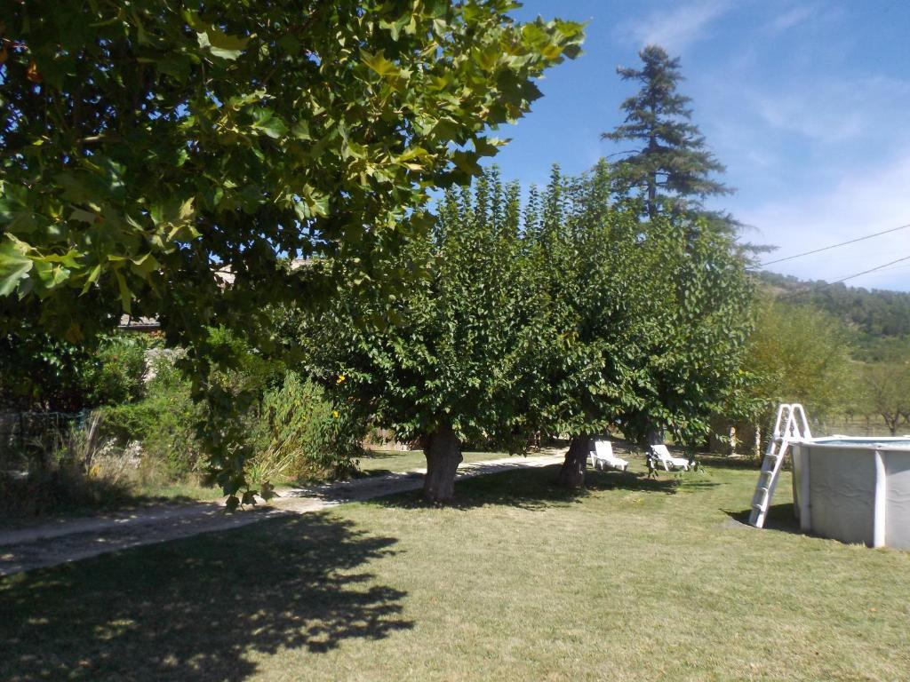 Chambres D'Hote Les Jardins De Prasserat Vallon-Pont-dʼArc Dış mekan fotoğraf